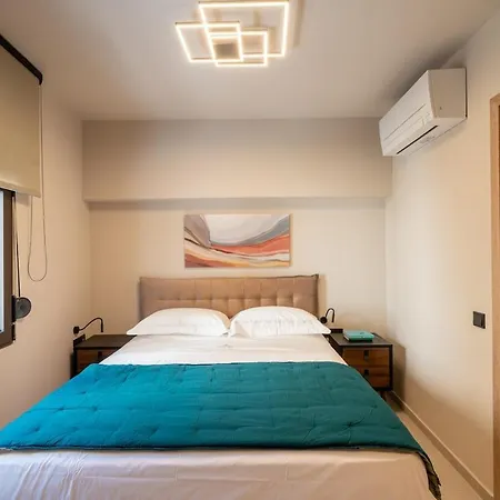 Aunt Malama's Place Apartment