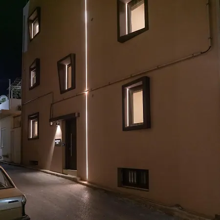 Aunt Malama's Place Apartment *